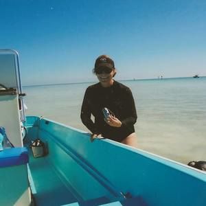 Meet your Posher, Carrie